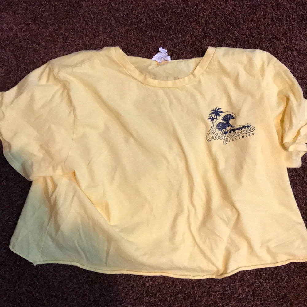 Cropped tee